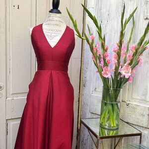 ALFRED SUNG FLOOR LENGTH PROM DRESS, Size